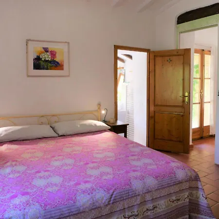 Holiday home Fiore By Interhome